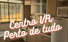 Apt(2) no centro de VR tudo perto até 7 pessoas